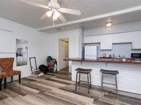 1717 NE 12th St, Fort Lauderdale FL 33304