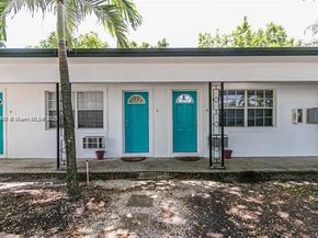 1717 NE 12th St, Fort Lauderdale FL 33304