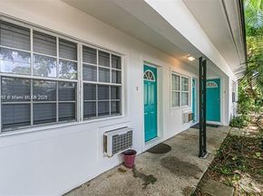 1717 NE 12th St, Fort Lauderdale FL 33304