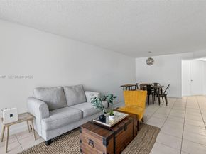 9777 NW 46th Ter 111, Doral FL 33178