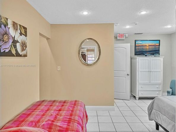 3501 N 30 Ter, Hollywood FL 33021