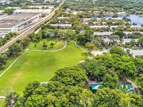 3501 N 30 Ter, Hollywood FL 33021