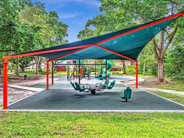 3501 N 30 Ter, Hollywood FL 33021