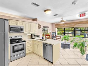 3501 N 30 Ter, Hollywood FL 33021