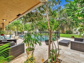 3501 N 30 Ter, Hollywood FL 33021