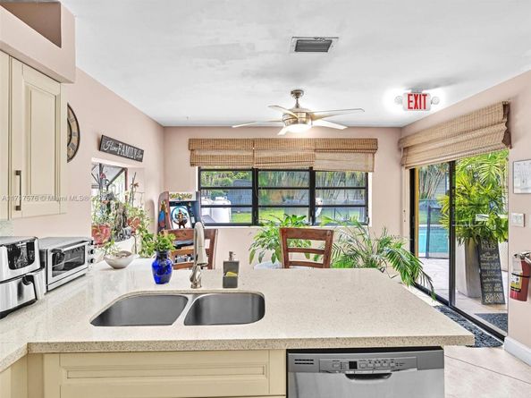 3501 N 30 Ter, Hollywood FL 33021