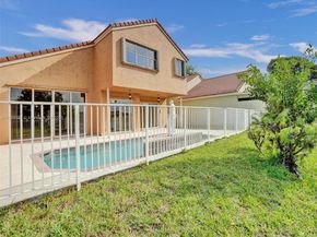 6330 NW 77th Ct, Parkland FL 33067