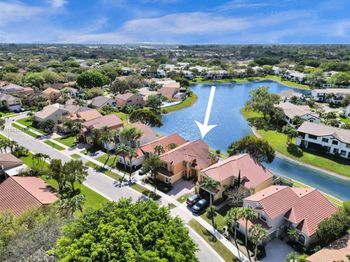 6330 NW 77th Ct