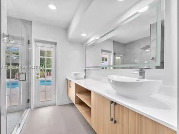 915 Country Club Prado, Coral Gables FL 33134