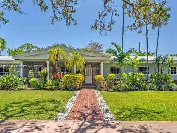 915 Country Club Prado, Coral Gables FL 33134