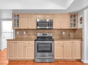 915 Country Club Prado, Coral Gables FL 33134