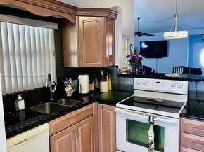 14630 S Beckley Sq, Davie FL 33325