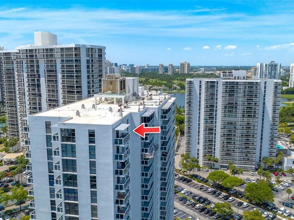 Undisclosed Address #A11858155, Aventura FL 33180