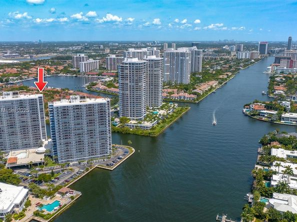 Undisclosed Address #A11858155, Aventura FL 33180