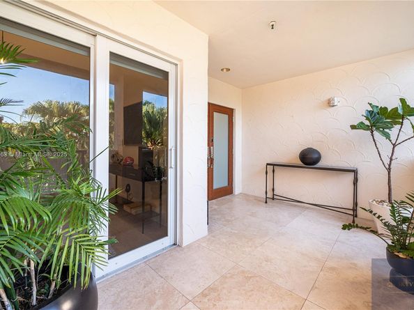 2236 Fisher Island Dr 3306, Miami Beach FL 33109