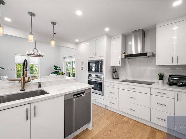 2236 Fisher Island Dr 3306, Miami Beach FL 33109