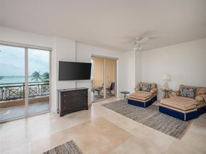 3415 N Ocean Dr 201, Hollywood FL 33019
