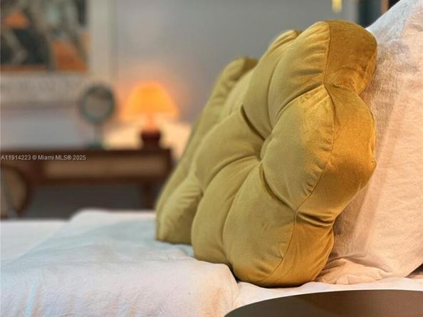 191 SE 13th Ave, Pompano Beach FL 33060