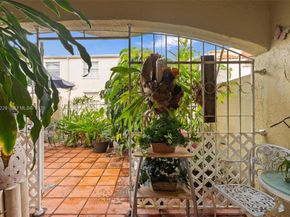 415 NW 85th Pl 1707, Miami FL 33126