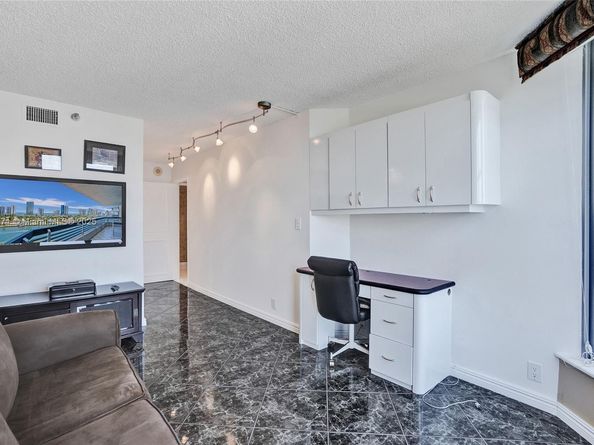 19101 Mystic Pointe Dr 1711, Aventura FL 33180
