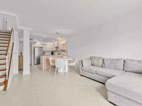 17800 Atlantic Blvd PH3, Sunny Isles Beach FL 33160