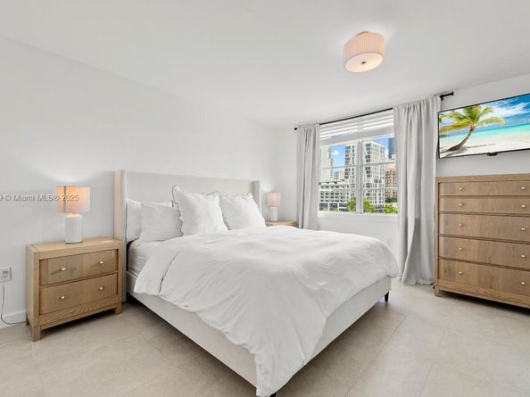 17800 Atlantic Blvd PH3, Sunny Isles Beach FL 33160