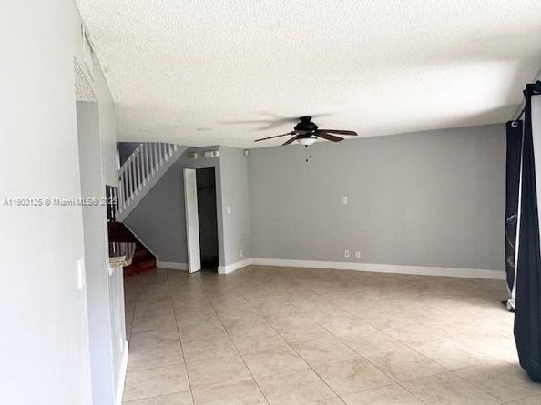 8951 W Sunrise Blvd, Plantation FL 33322
