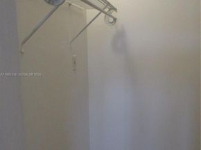 3200 NW 46th St 205, Oakland Park FL 33309