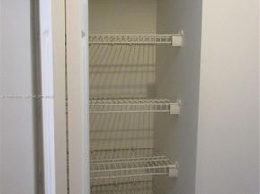 3200 NW 46th St 205, Oakland Park FL 33309