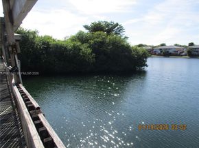 3200 NW 46th St 205, Oakland Park FL 33309