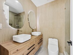 4144 Alton Rd, Miami Beach FL 33140