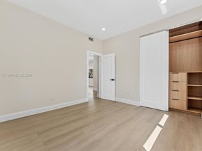 4144 Alton Rd, Miami Beach FL 33140