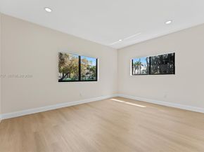 4144 Alton Rd, Miami Beach FL 33140