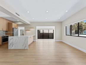 4144 Alton Rd, Miami Beach FL 33140