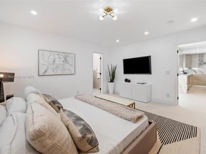 5512 Grant St, Hollywood FL 33021