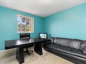 720 Verona Lake Dr, Weston FL 33326