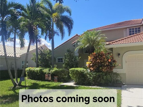 720 Verona Lake Dr, Weston FL 33326