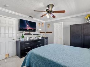 9410 SW 42nd St, Miami FL 33165