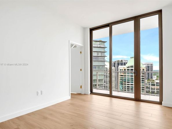 2678 Tigertail Ave 1905, Miami FL 33133