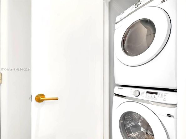 2678 Tigertail Ave 1905, Miami FL 33133