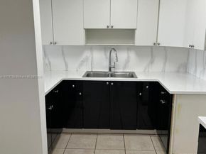 6930 Miami Gardens Dr 1410, Hialeah FL 33015