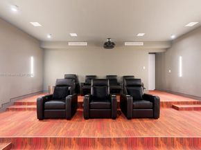 440 S Hibiscus Dr, Miami Beach FL 33139