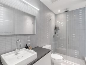 440 S Hibiscus Dr, Miami Beach FL 33139