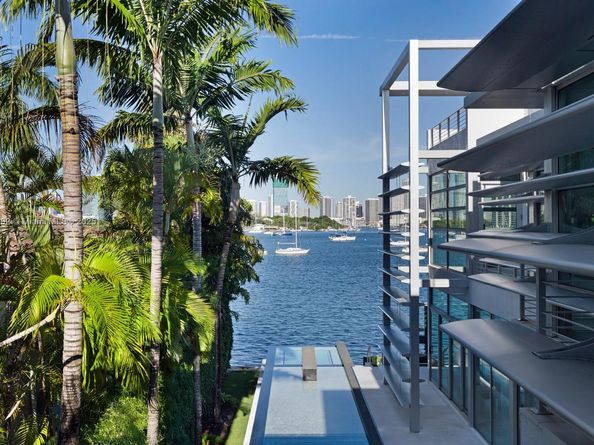 440 S Hibiscus Dr, Miami Beach FL 33139