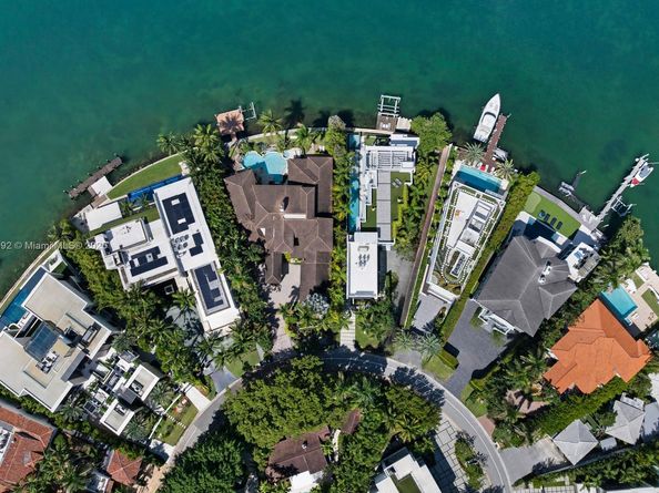 440 S Hibiscus Dr, Miami Beach FL 33139