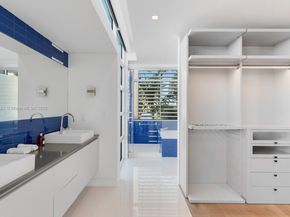 440 S Hibiscus Dr, Miami Beach FL 33139