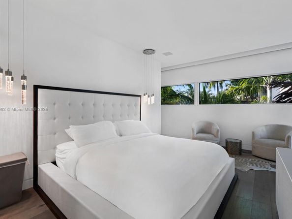 440 S Hibiscus Dr, Miami Beach FL 33139