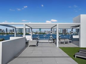 440 S Hibiscus Dr, Miami Beach FL 33139