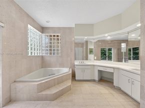 14040 SW 83rd Ct, Palmetto Bay FL 33158