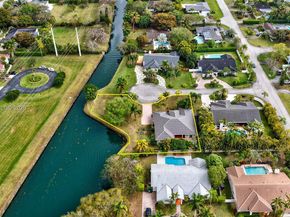 14040 SW 83rd Ct, Palmetto Bay FL 33158